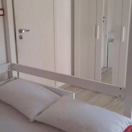 Damianoadriano Quarto em Acomodações Particulares