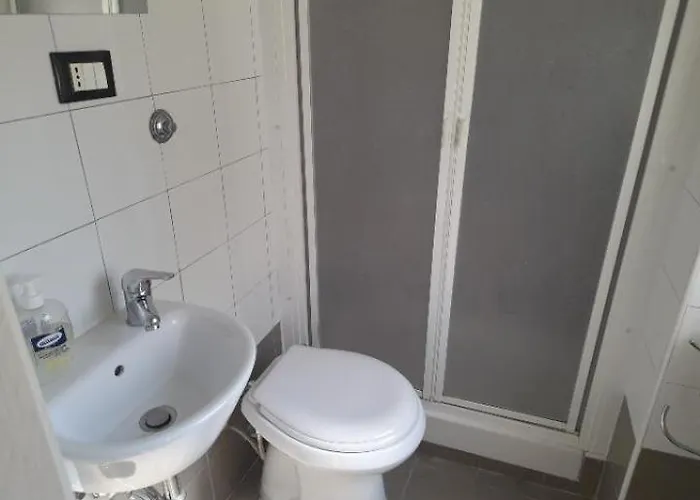 Damianoadriano Quarto em Acomodações Particulares *