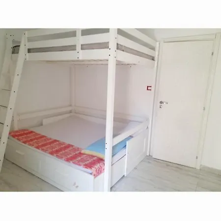 Damianoadriano Alloggio in famiglia *